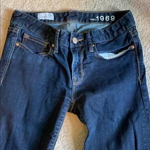 Gap skinny jeans dark wash